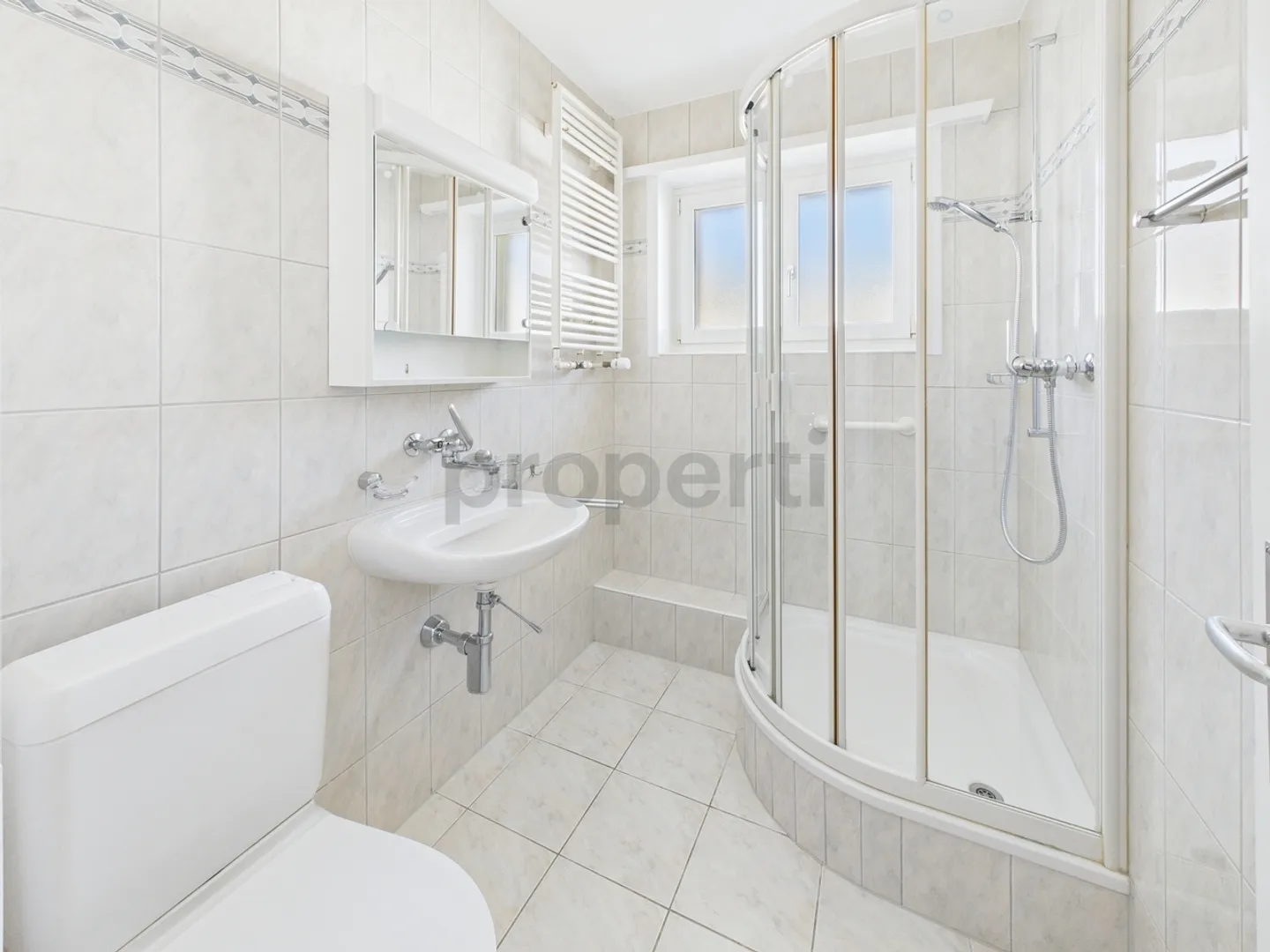 Newly renovated 4.5-room terraced house in Wil - Photo 8 of 11