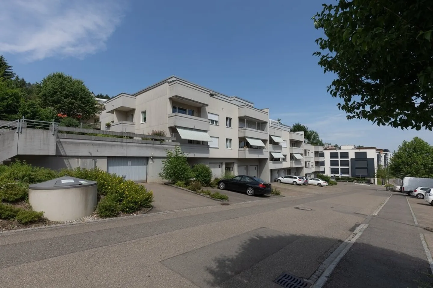 Place de parking à louer au Sonnrainweg. - Photo 1 sur 1