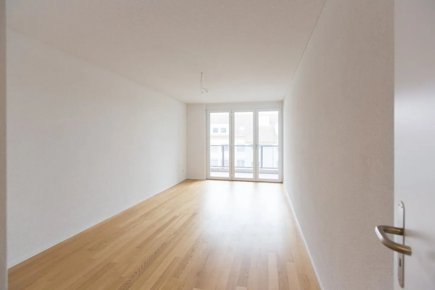 Moderne 4.5-Zimmerwohnung - Foto 4 von 9
