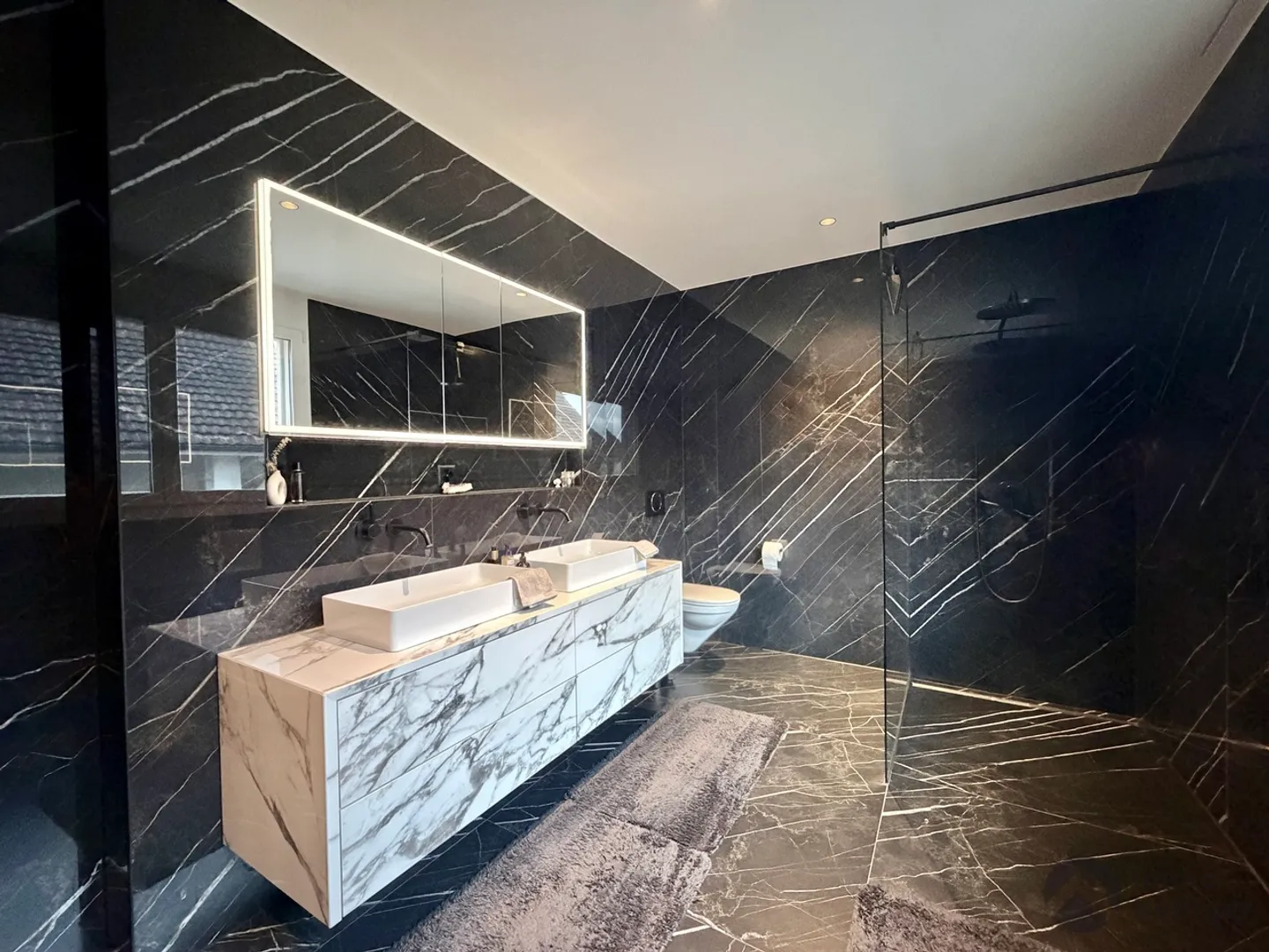 Appartement exclusif avec le plus grand confort de vie - Photo 11 sur 14