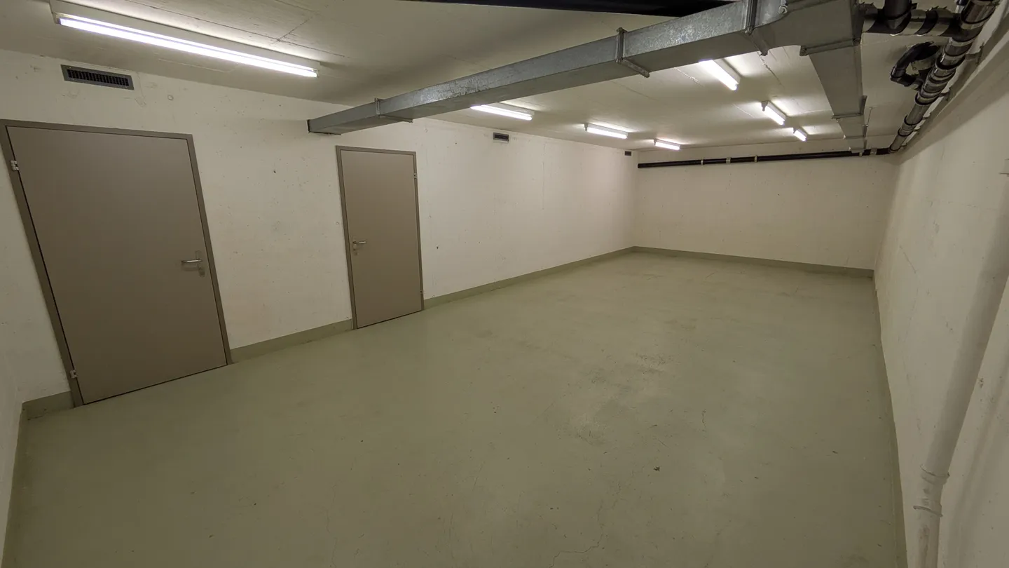 Storage Space in Schlieren - Photo 6 of 9