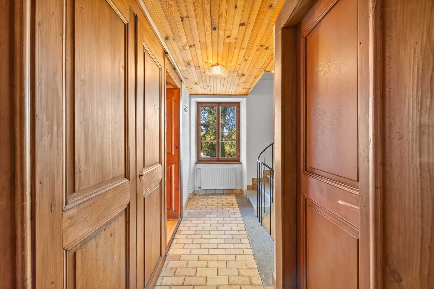 Character House - Directly on the Lavaux Golf Course - Photo 13 of 24