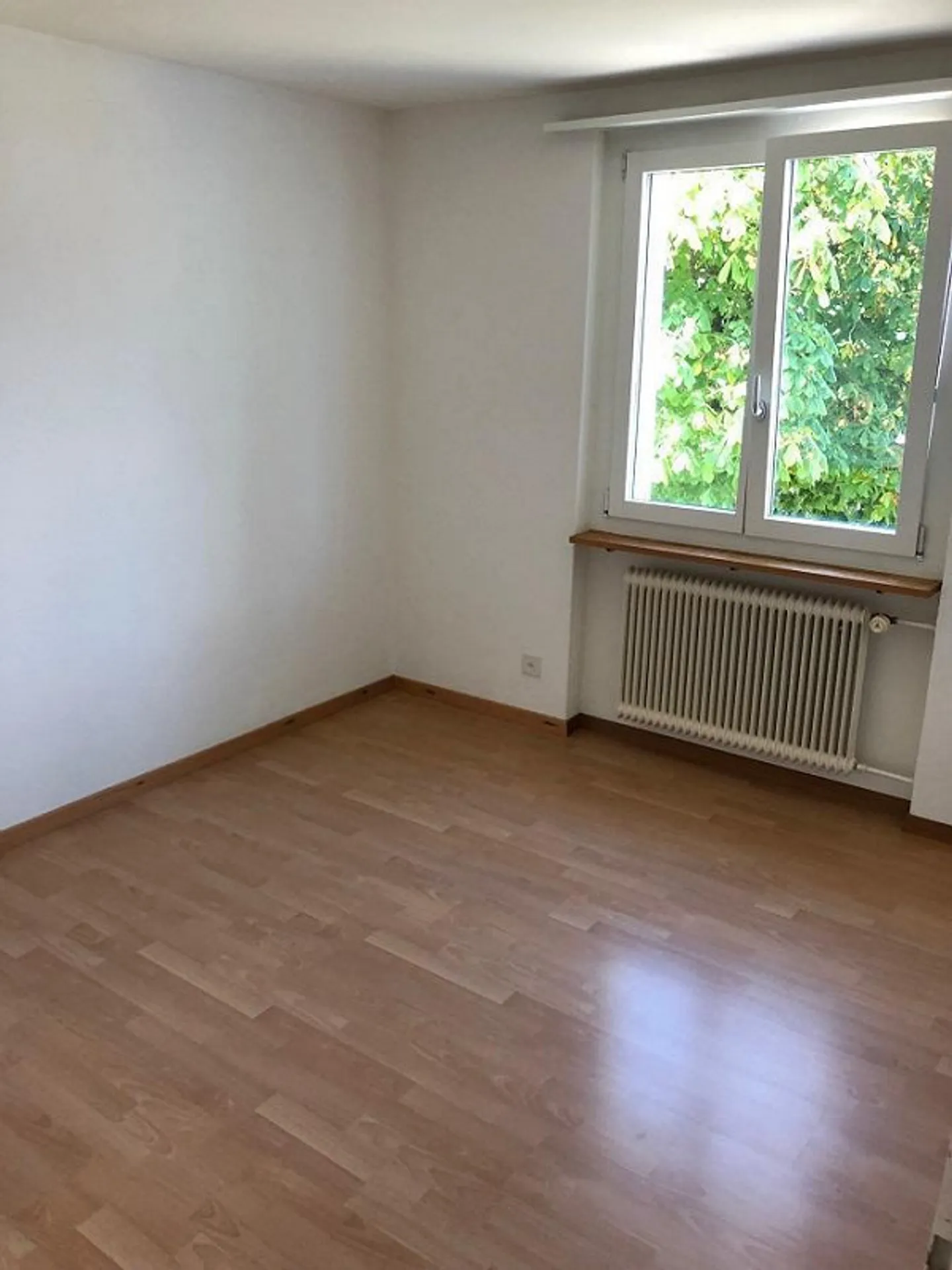 Appartamento moderno con 3 camere e grande balcone - Foto 5 di 7