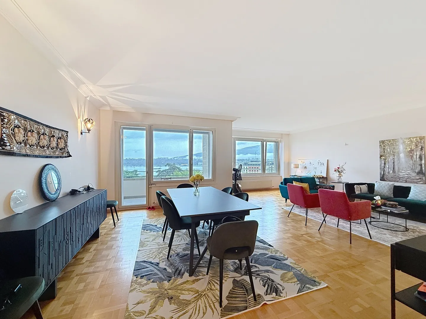 Appartement magnifique avec 7 pièces, 3 chambres - Photo 2 sur 10