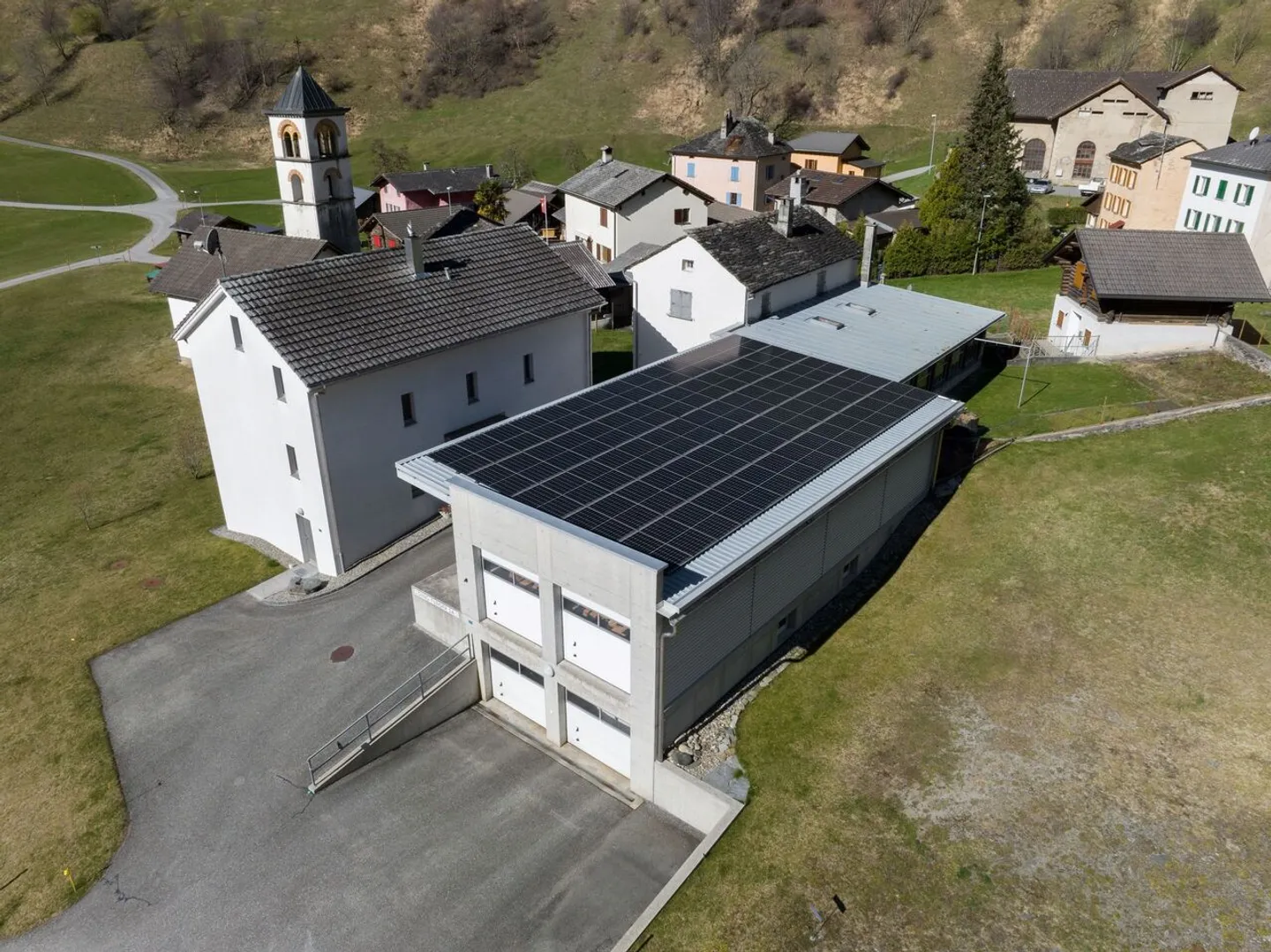 Commercial Space in Cebbia - Photo 1 of 5