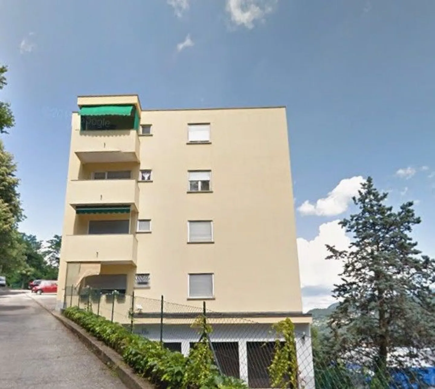 Appartamento all'Asta con Balcone - Foto 3 di 13