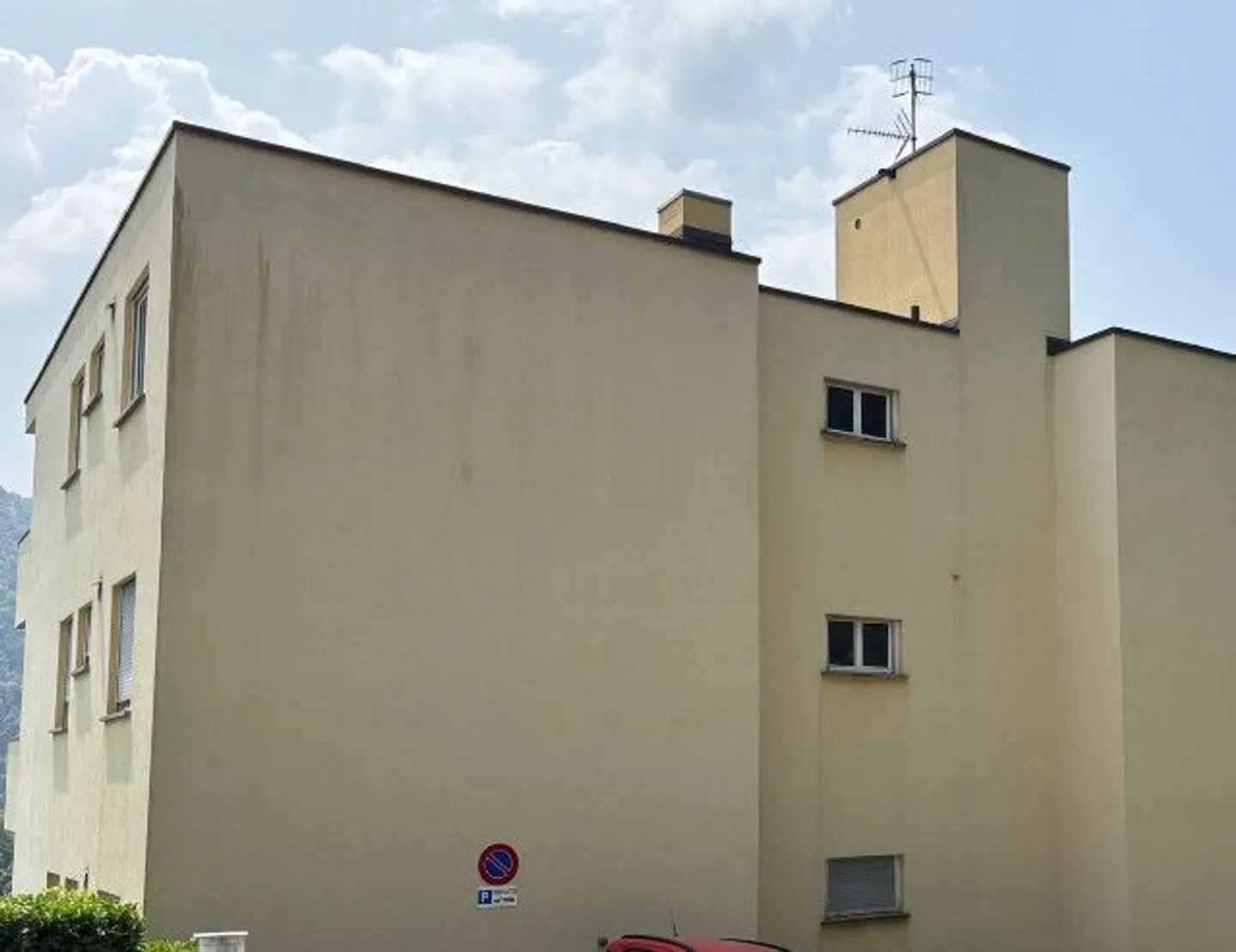 Appartamento all'Asta con Balcone - Foto 2 di 13