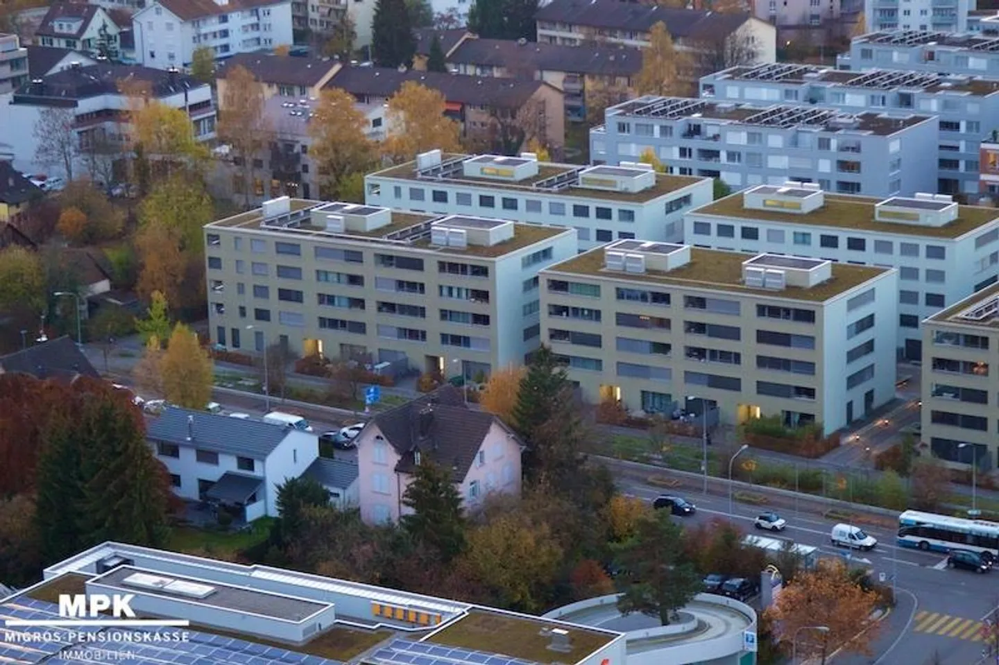 Great apartment on the 4th floor with 2 wet cells and washing tower and loggia - Photo 1 of 11