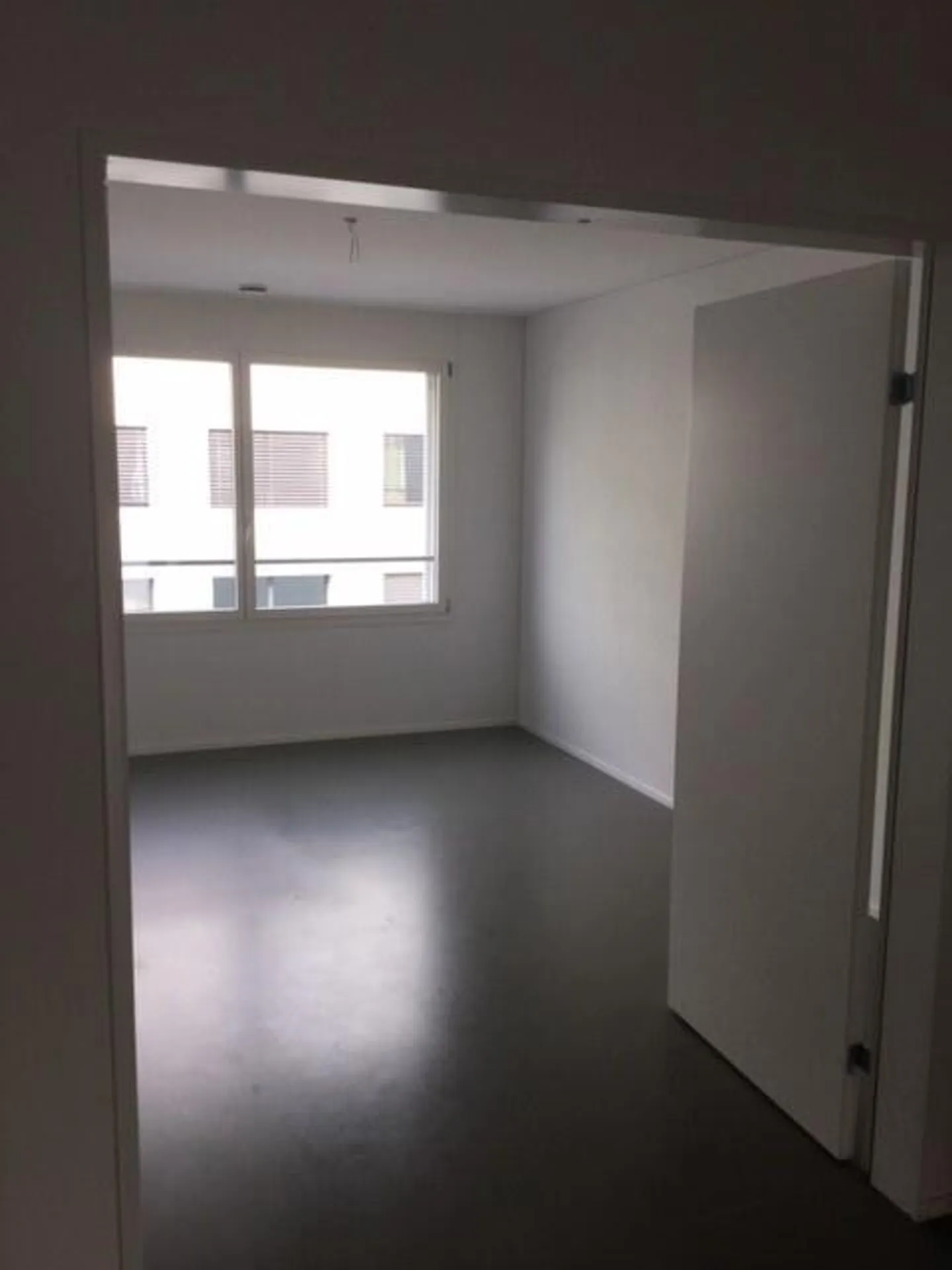 Great apartment on the 4th floor with 2 wet cells and washing tower and loggia - Photo 9 of 11