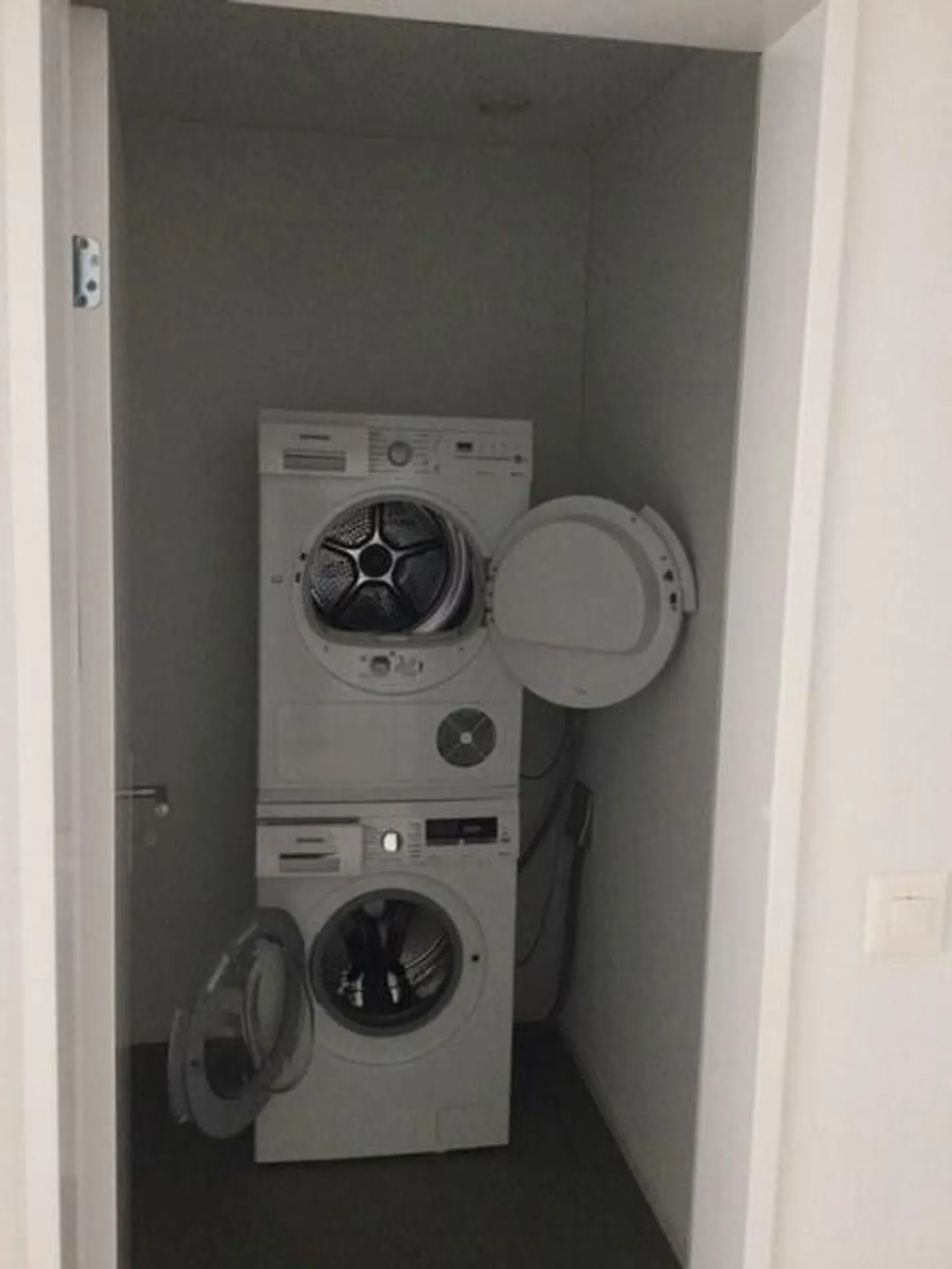 Great apartment on the 4th floor with 2 wet cells and washing tower and loggia - Photo 10 of 11