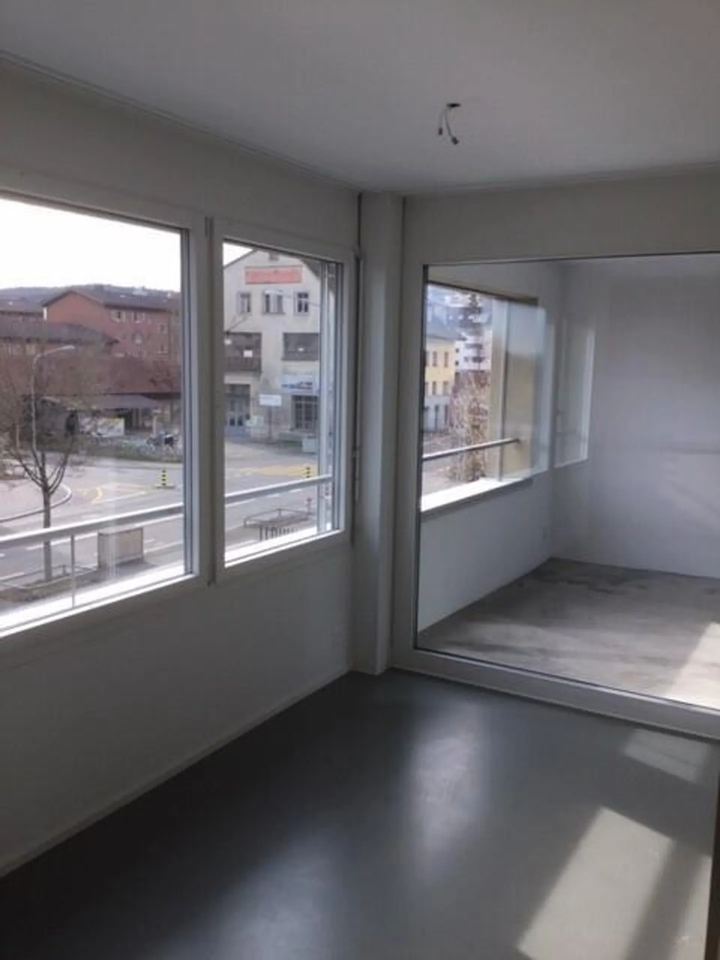 Great apartment on the 4th floor with 2 wet cells and washing tower and loggia - Photo 11 of 11