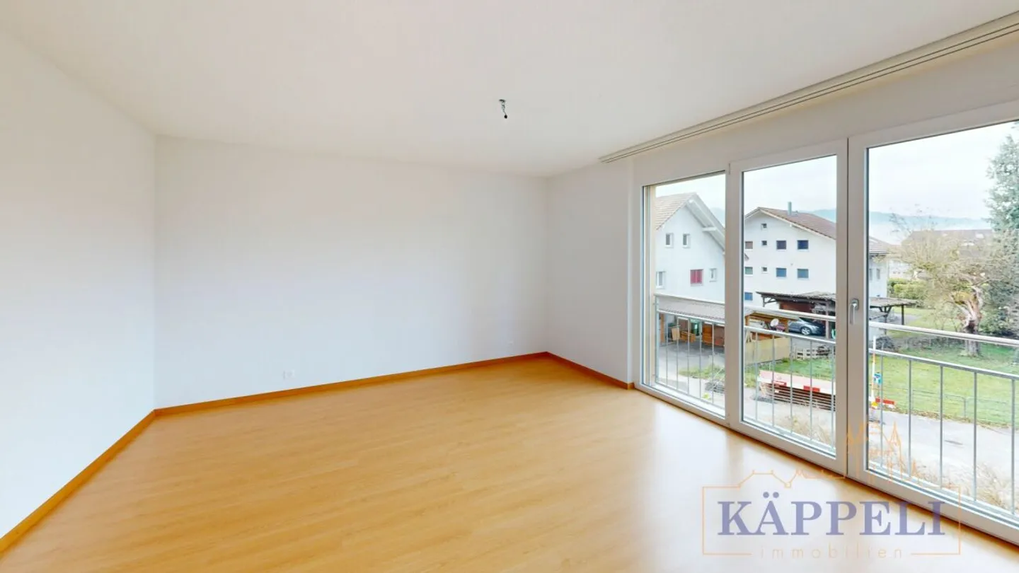 5.5 Room Maisonette Penthouse Apartment in Heimberg - Photo 7 of 10