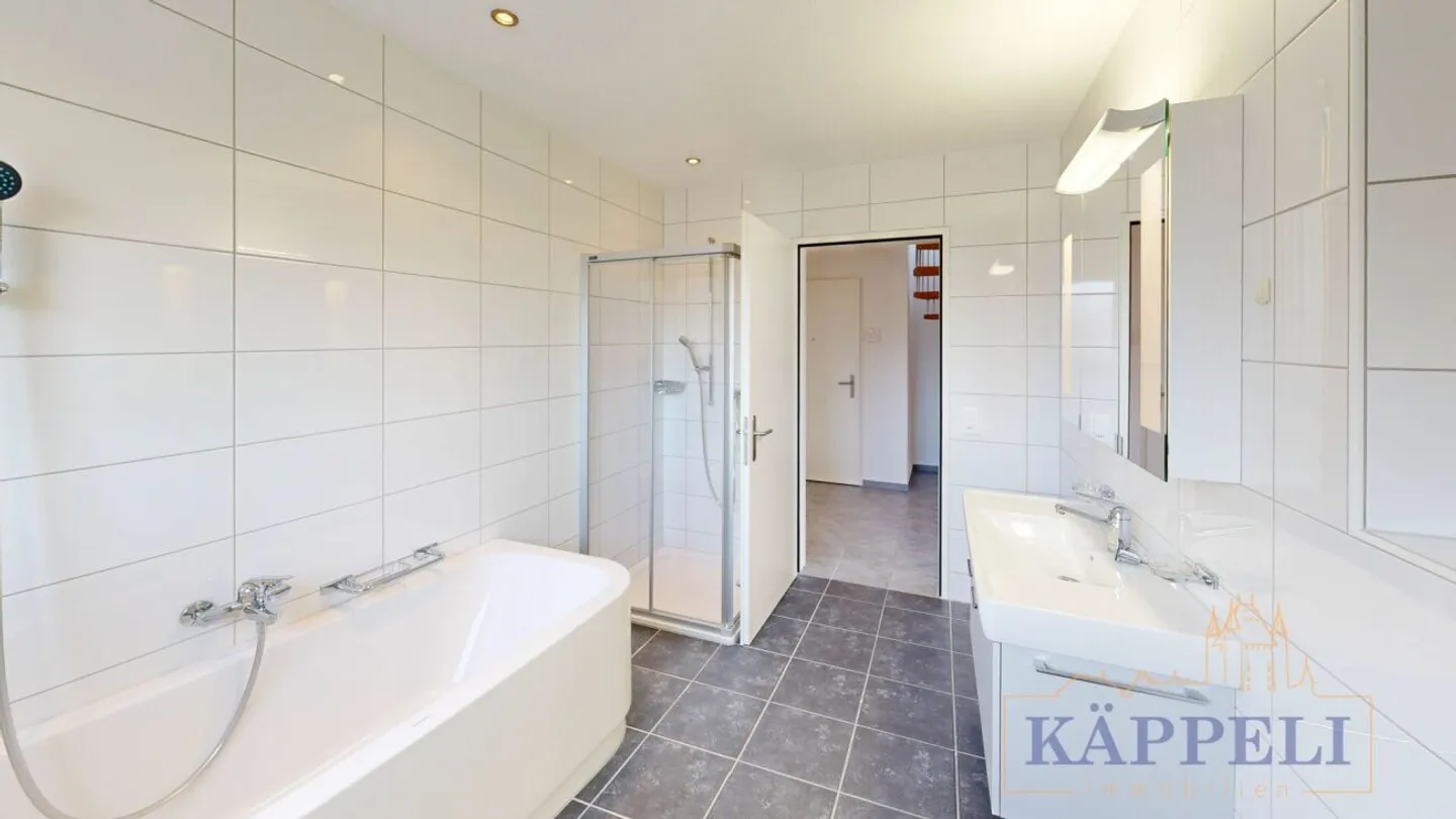 5.5 Room Maisonette Penthouse Apartment in Heimberg - Photo 8 of 10