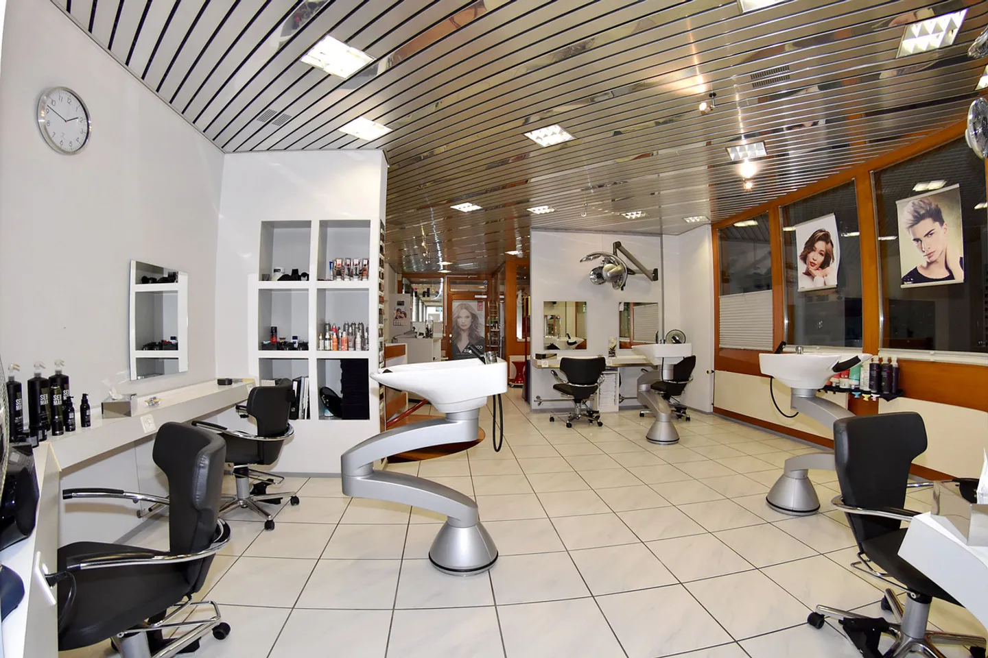 Vollständig eingerichteter Beauty-Salon - Foto 5 von 11