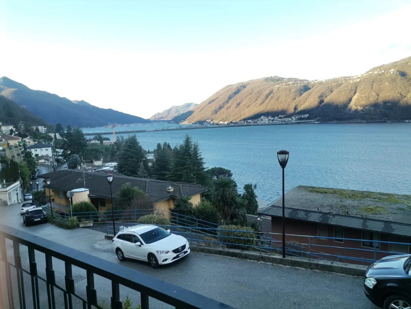 Sunny Apartment with Lake View - Photo 14 of 14