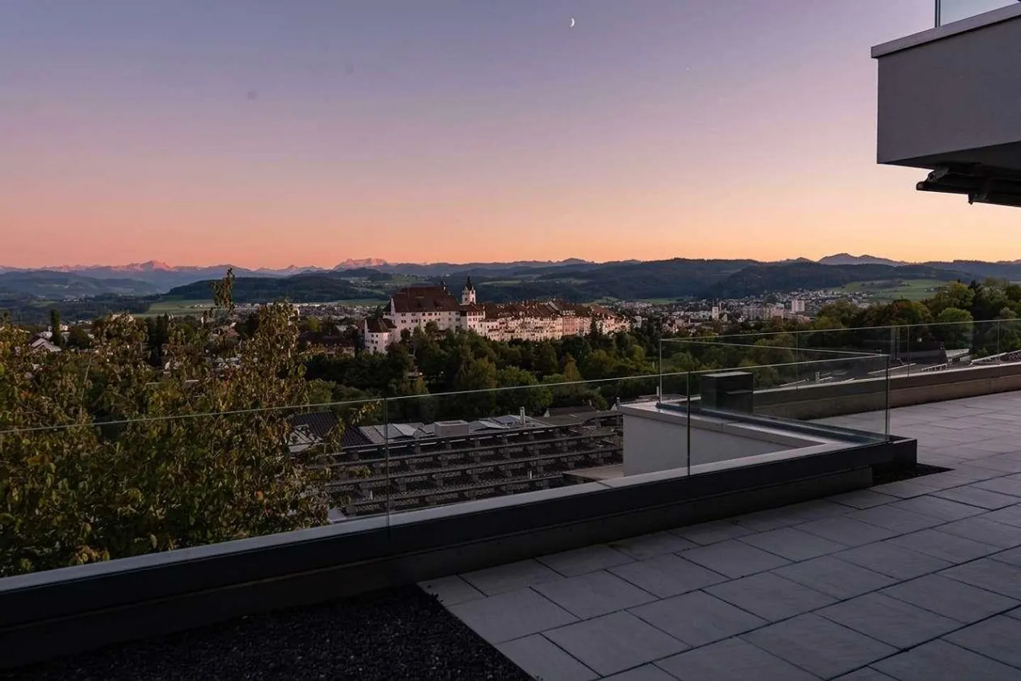 Exklusive Terrassenwohnung in Wil - Foto 10 von 10