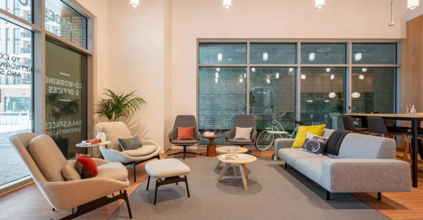 Spazio ufficio designer per 1 in Spaces R2 Tower - Foto 4 di 6