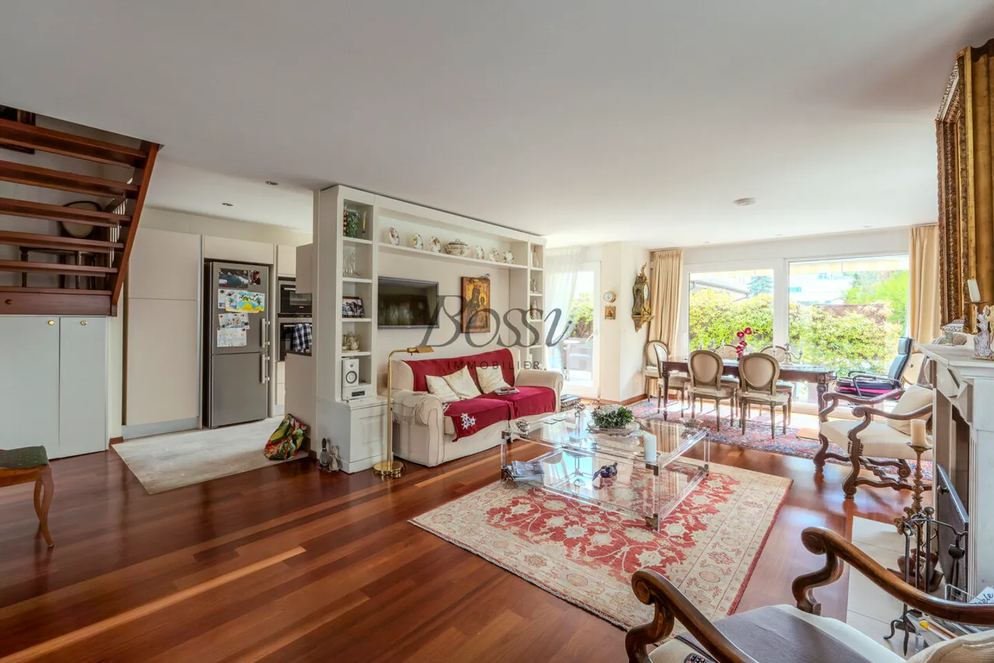 Bright duplex in Nyon with terrace, outbuilding and private elevator - Photo 5 of 13