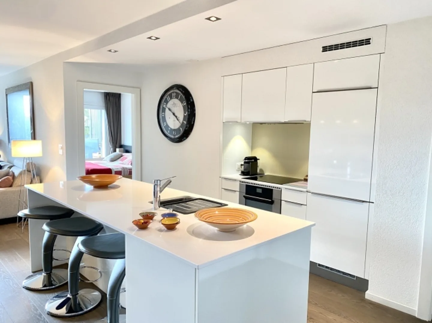 «LOCATION SEMAINE 4,5 pièces de standing à deux pas du centre de Crans» - Photo 3 sur 12