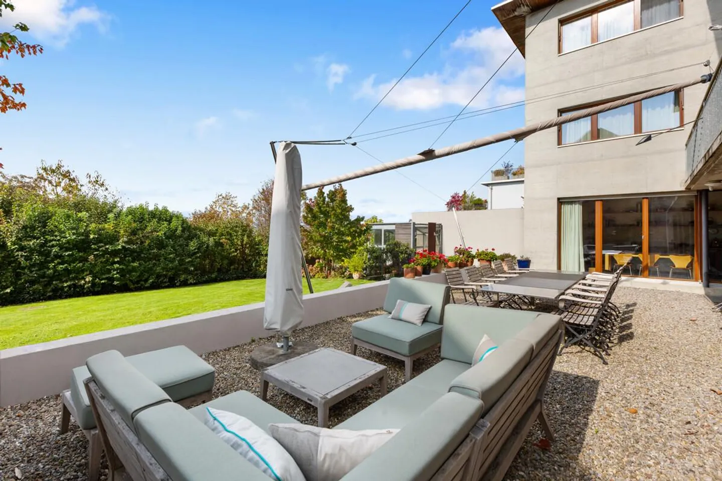 Gossau: Casa unifamiliare con spazio, privacy e giardino armonioso... - Foto 3 di 7