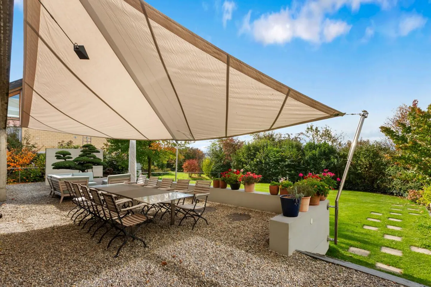 Gossau: Casa unifamiliare con spazio, privacy e giardino armonioso... - Foto 2 di 7