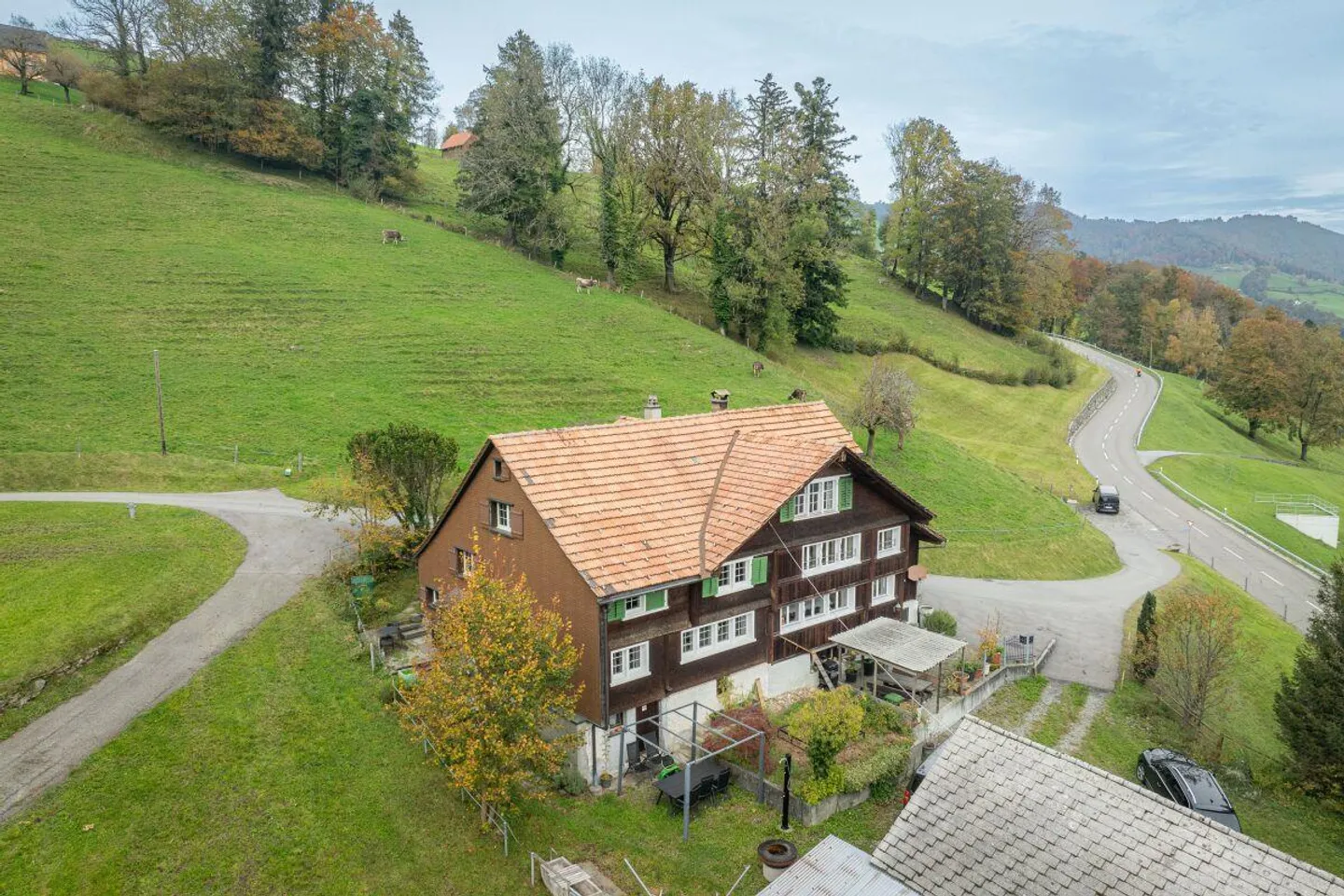 Charmantes Doppelhaus mit Aussicht - Foto 4 von 13