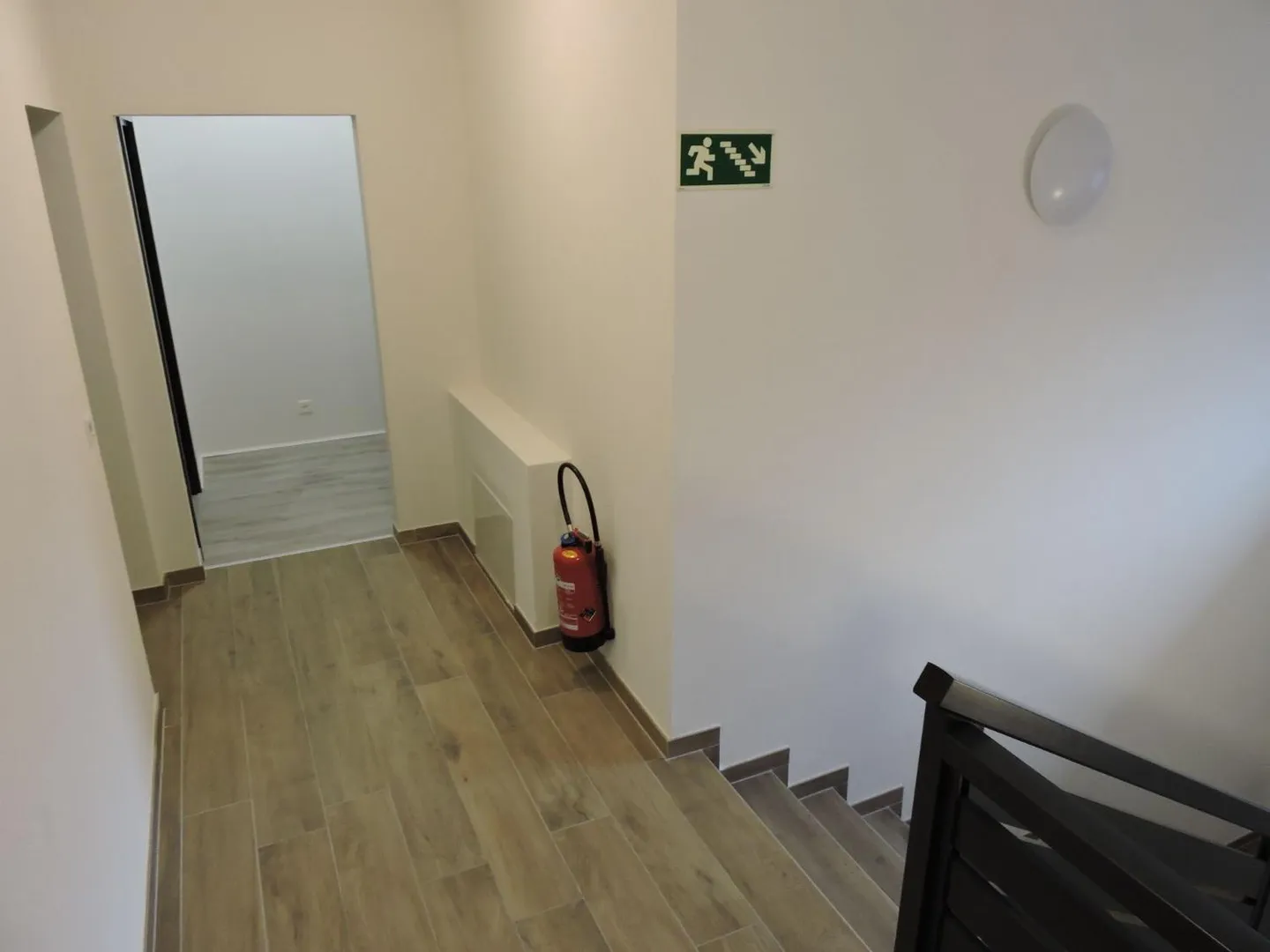 Secure Office Space for Rent - Photo 3 of 4