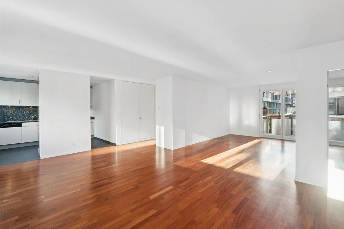 Vivere centralmente nel quartiere Neuwiesen di Winterthur - Foto 2 di 10