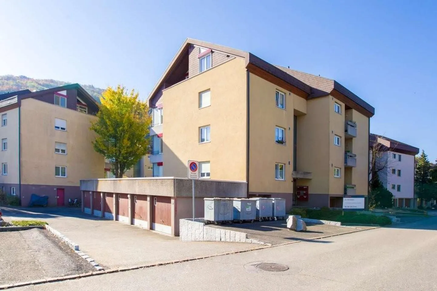 Dachwohnung mit Charme - Foto 1 von 12