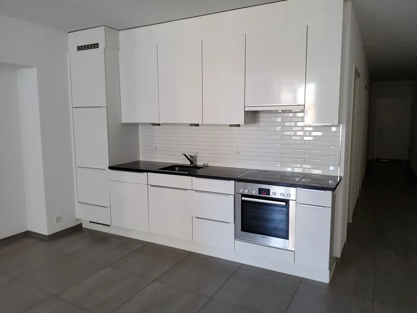 Zentrum der Stadtmauern, 2,5 Zimmer im 1. Stock - Foto 3 von 8