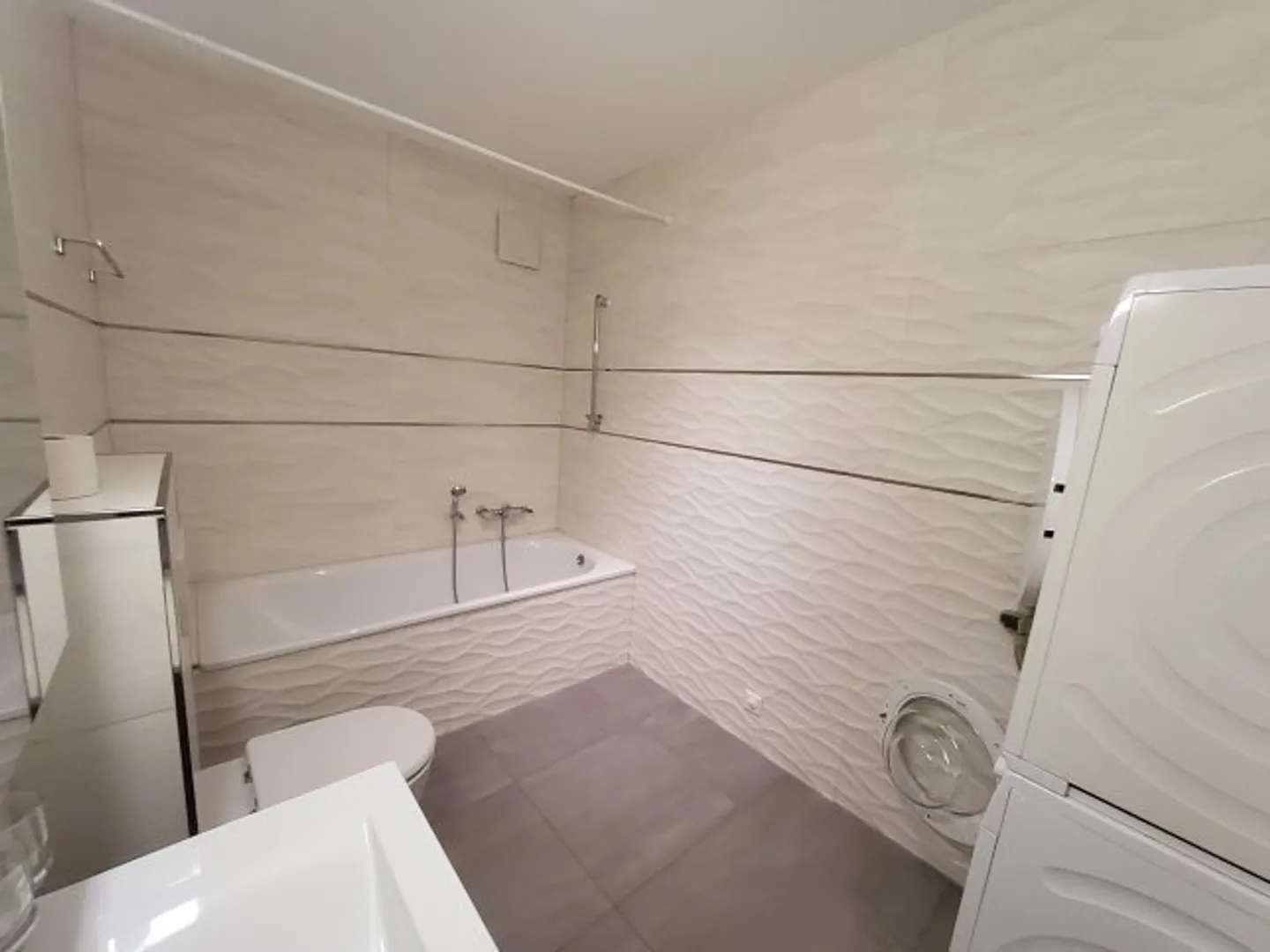 Zentrum der Stadtmauern, 2,5 Zimmer im 1. Stock - Foto 6 von 8