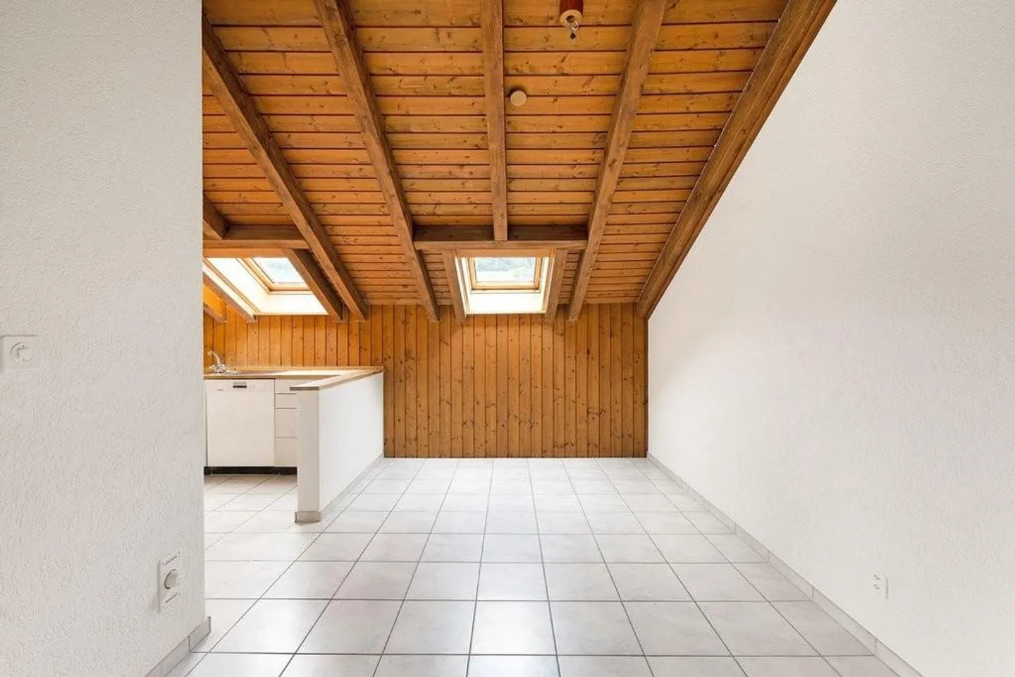 Dachwohnung mit Charme - Foto 5 von 12