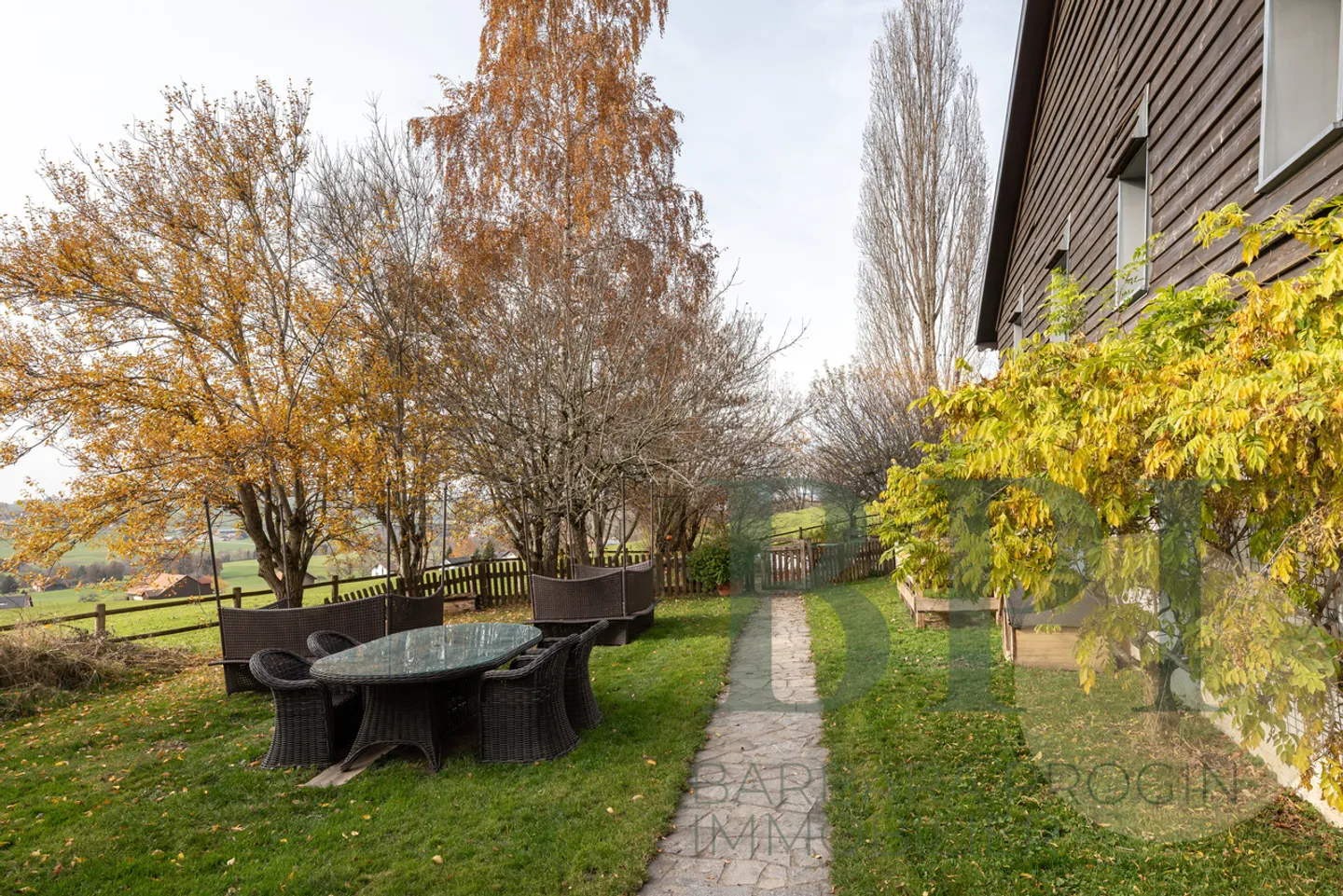 Exceptional Old Farm in Romanens in Gruyère - Photo 8 of 13