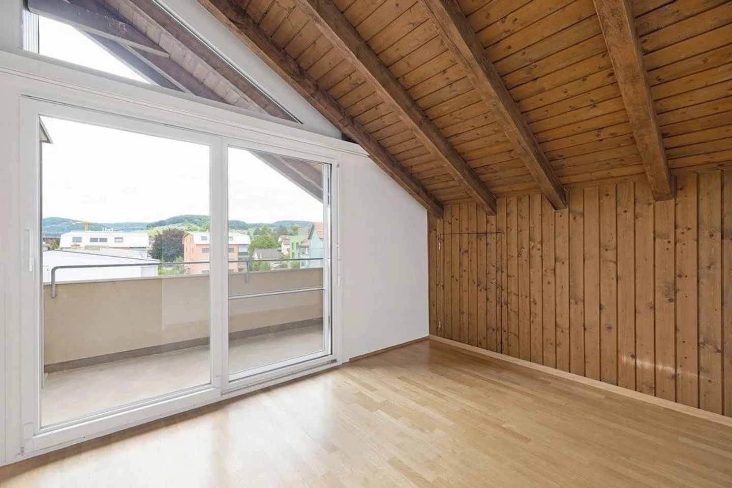 Dachwohnung mit Charme - Foto 8 von 12