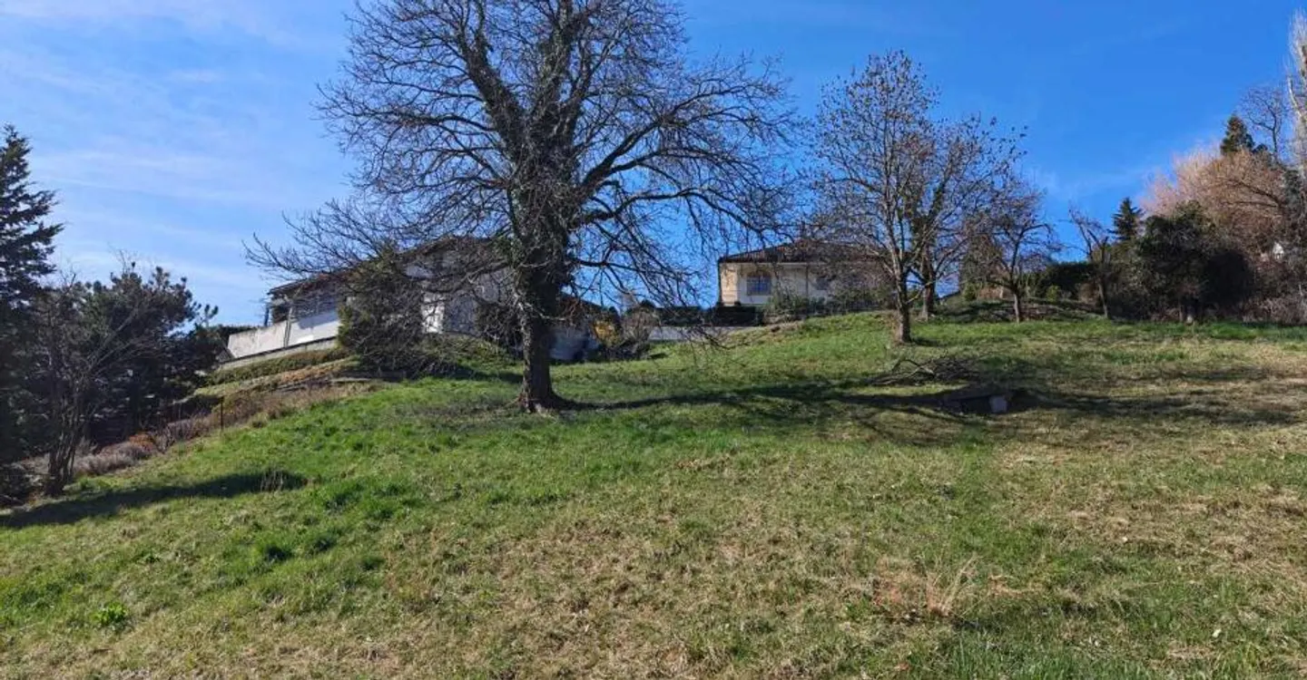 Idyllic plot with building potential and mountain view - Photo 4 of 5