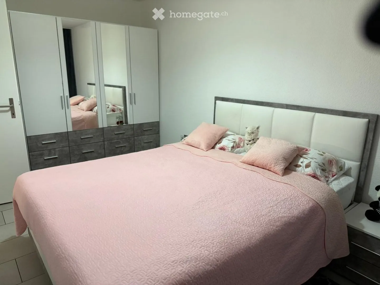 Bright 3.5-room apartment with balcony in Volketswil - Photo 5 of 13