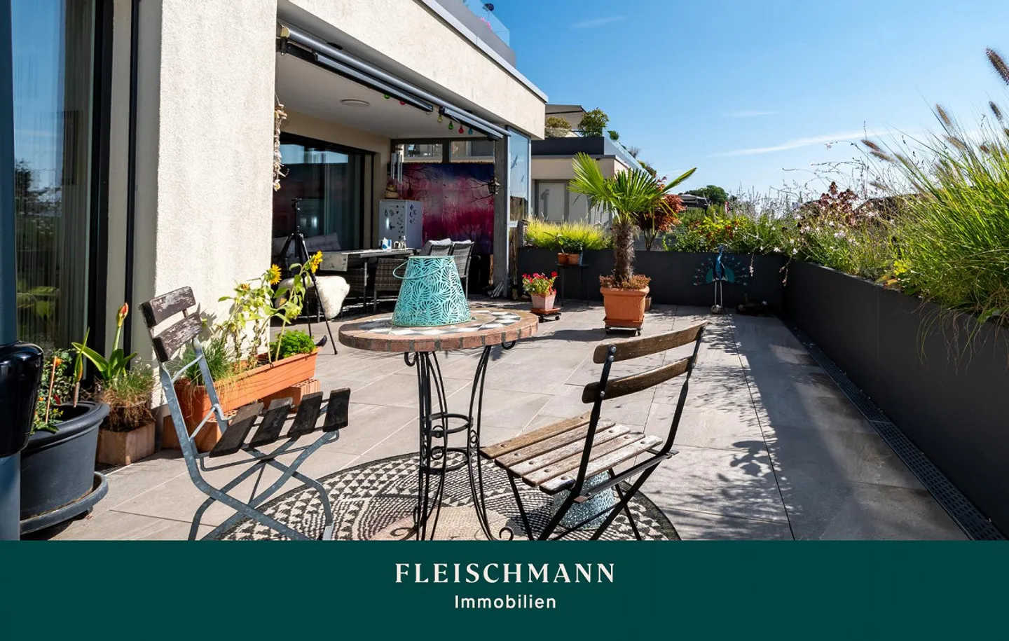 First-class apartment with attractive sun terrace - Photo 2 of 19