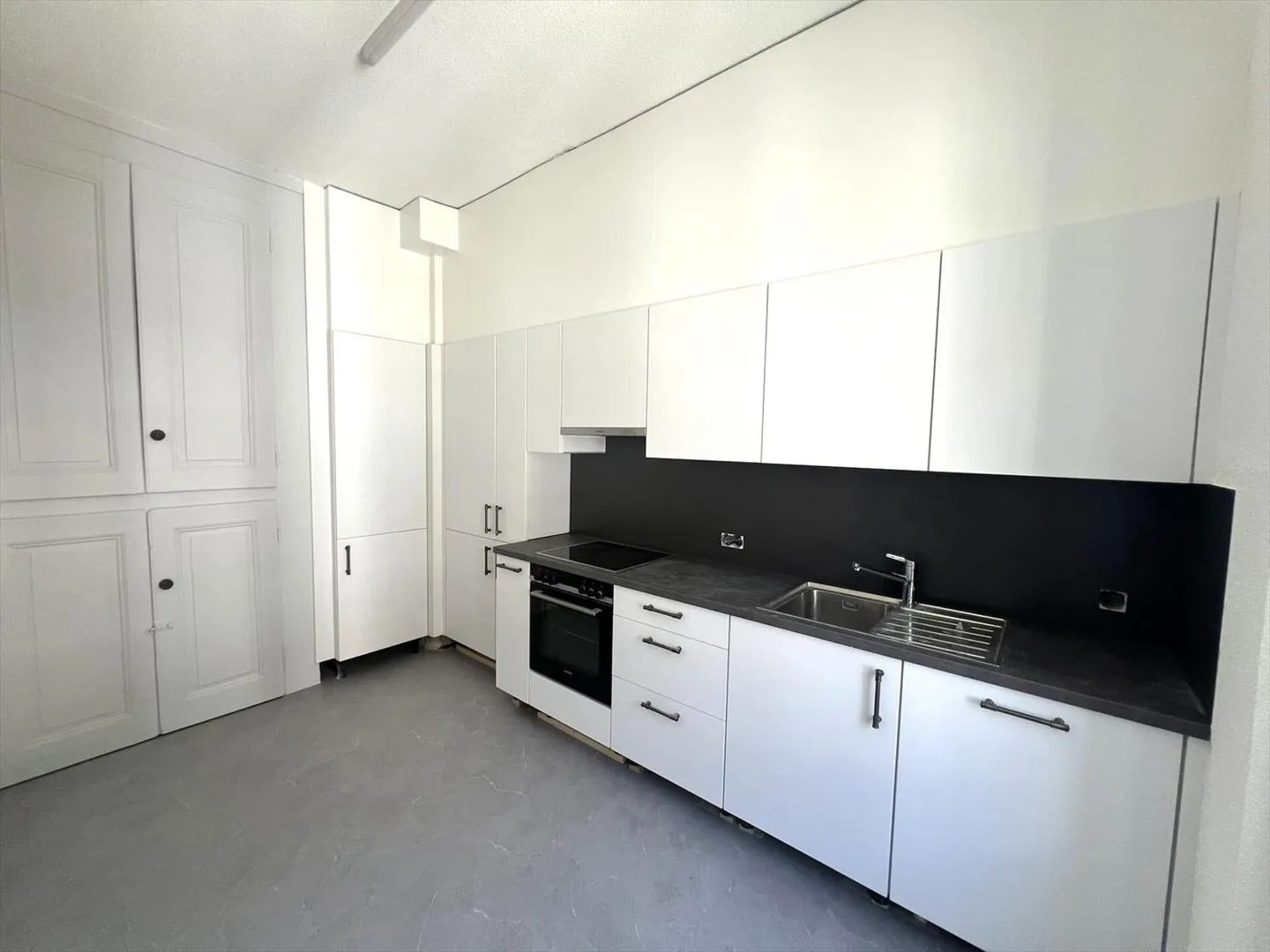 St-Imier, beautiful 4-room apartment completely renovated - Photo 1 of 9