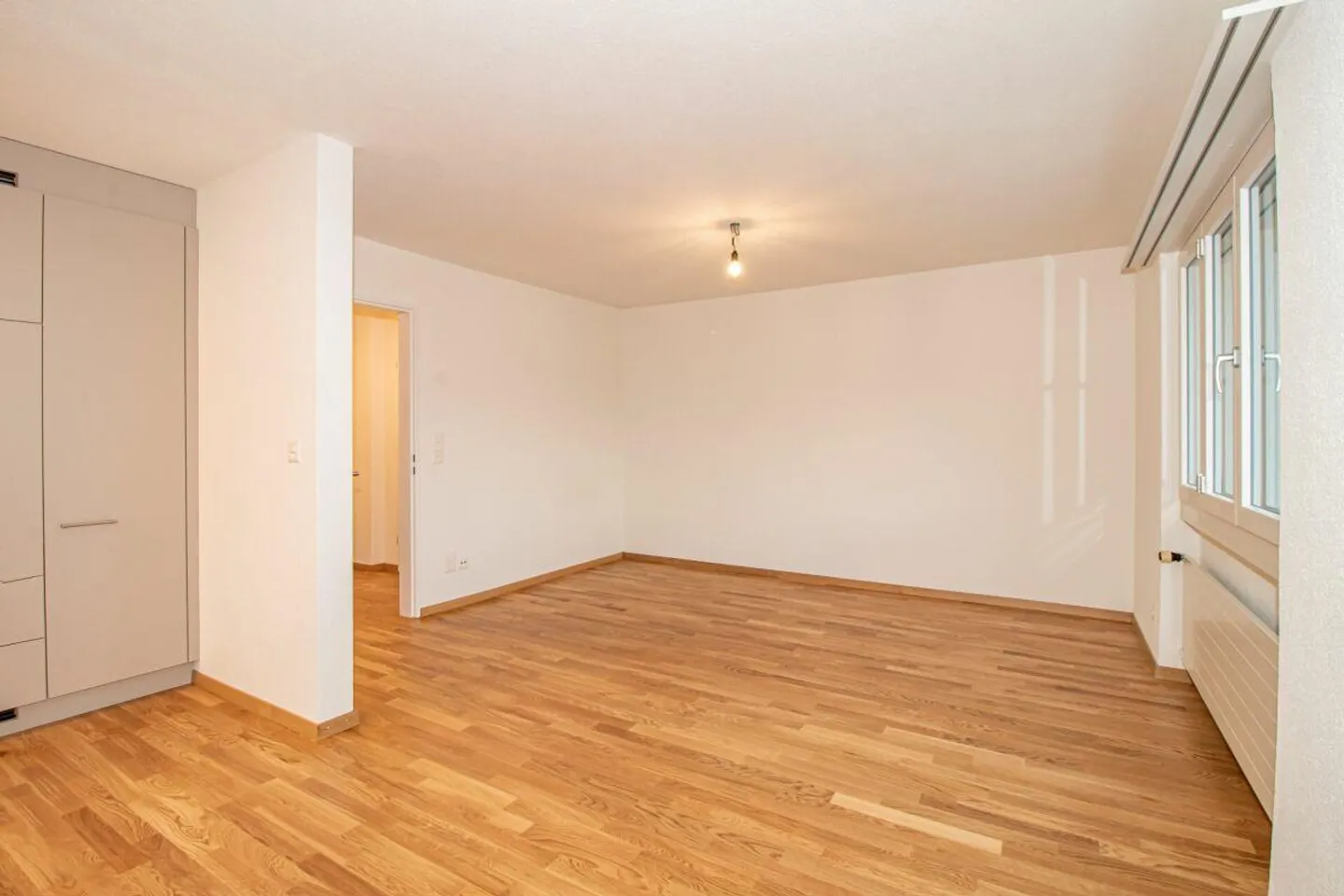 Bellissimo nuovo appartamento di 4,5 stanze - Foto 3 di 9