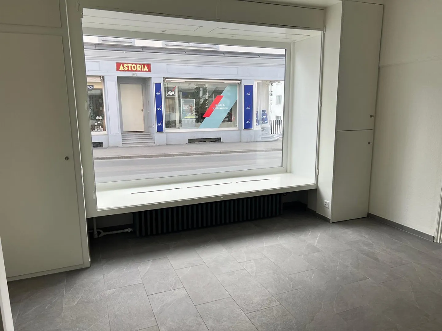 Espace de vente dans un emplacement central à Davos Platz - Photo 1 sur 4