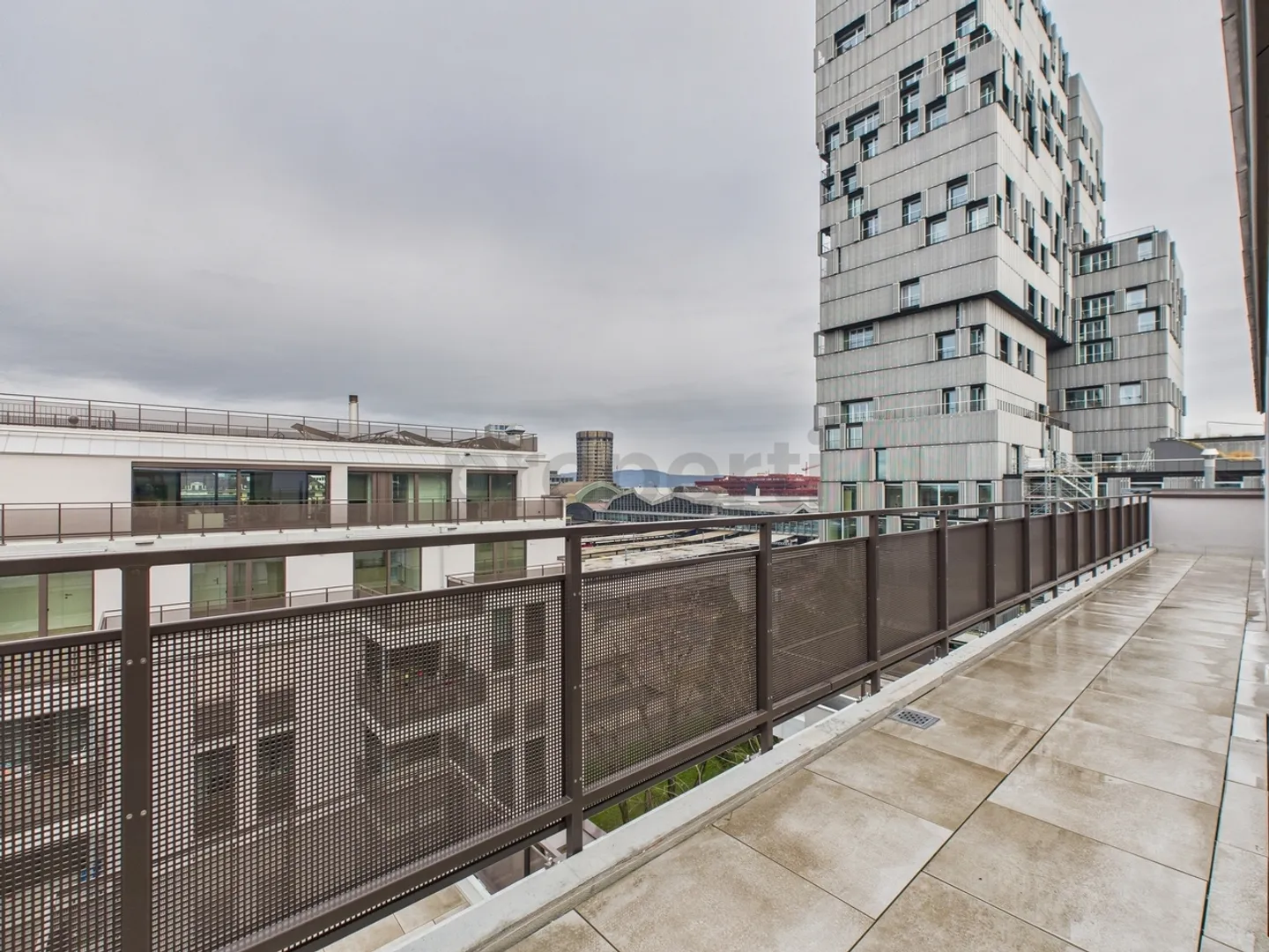 Modern 3.5-room penthouse apartment in Basel - Photo 9 of 12