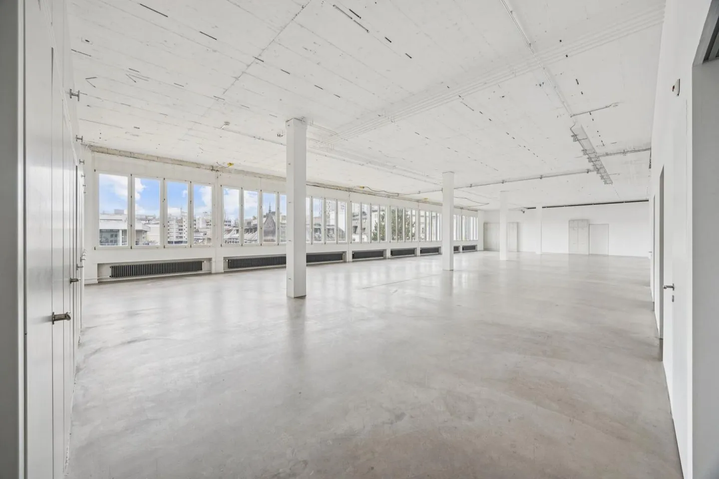 Spazio ufficio centrale in costruzione grezza - progetta la tua nuova sede - Foto 1 di 10