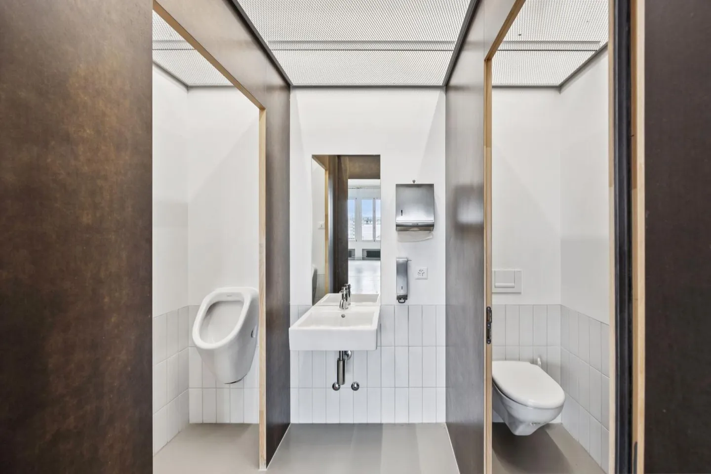 Spazio ufficio centrale in costruzione grezza - progetta la tua nuova sede - Foto 7 di 10