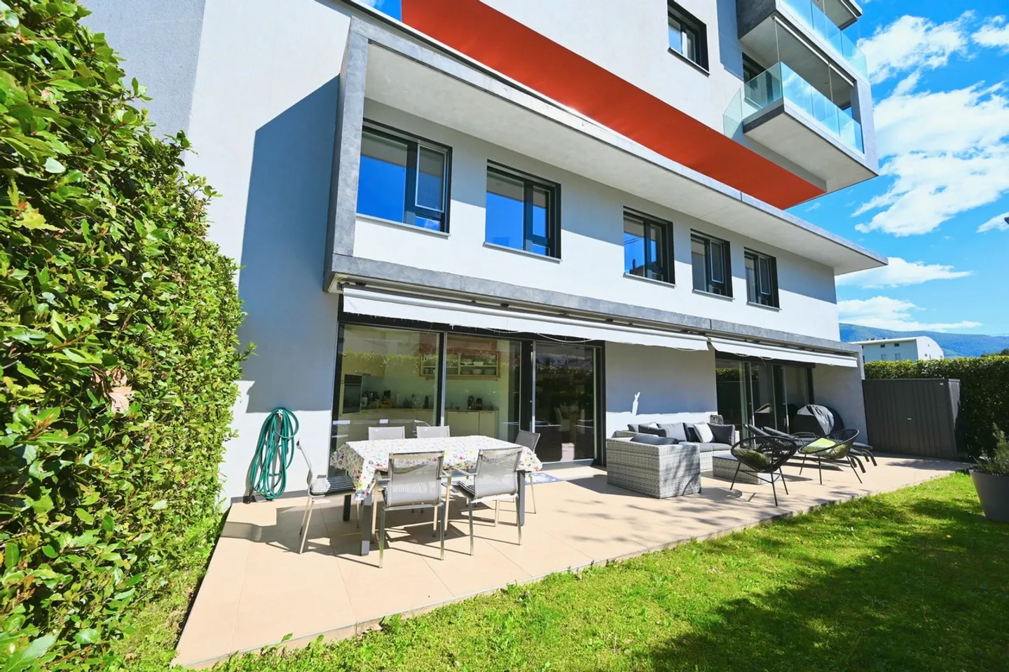 Raffinato Duplex. Vicino al MANOR e Bus Stop - Foto 3 di 16