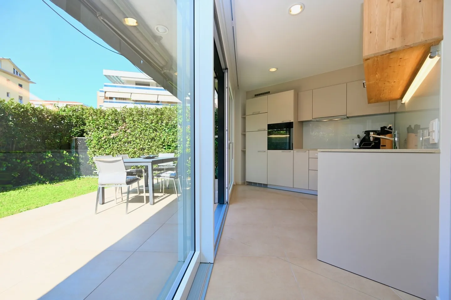 Raffinato Duplex. Vicino al MANOR e Bus Stop - Foto 5 di 16