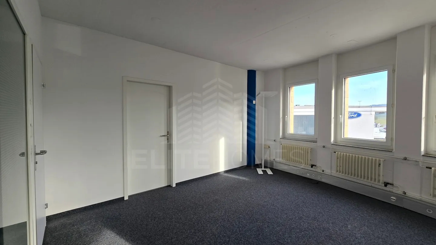 REPRÄSENTATIVE BÜROFLÄCHEN IM WIRTSCHAFTSSTANDORT WOHLEN - Foto 3 von 5