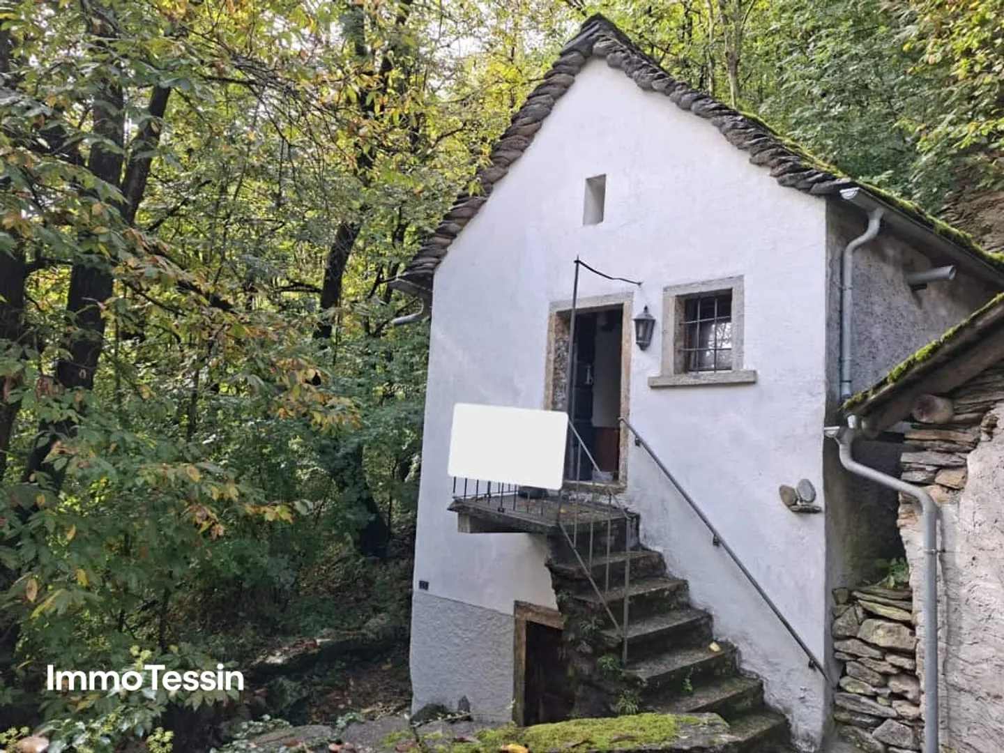 Typical characteristic Rustico in a relaxing & quiet location in the green at a super price - Photo 2 of 13