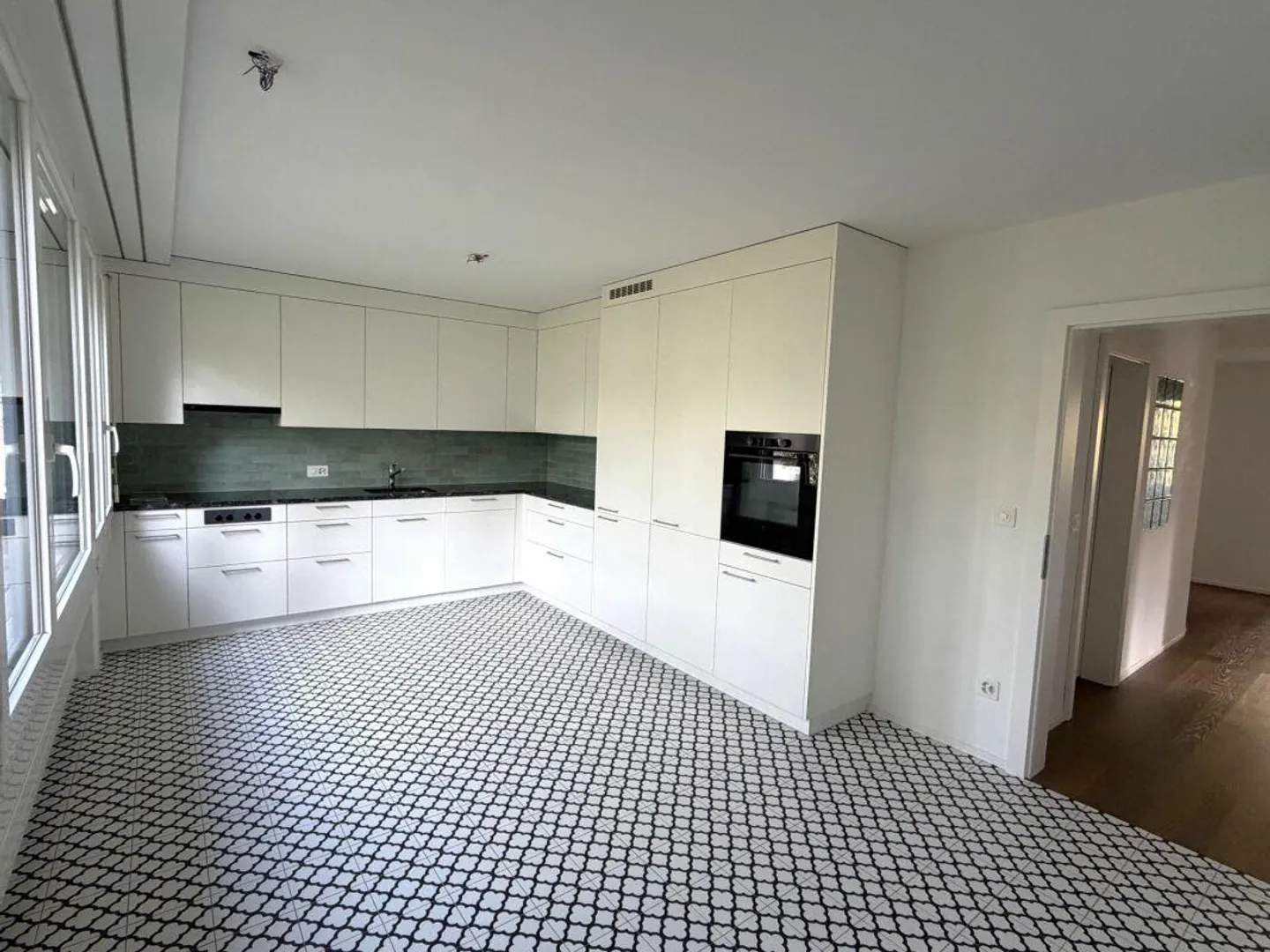 Apartment for rent - Photo 1 of 7