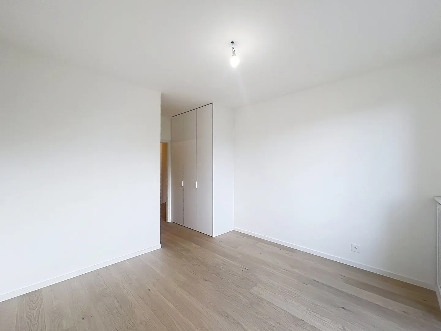 Appartement extraordinaire au Quai du Seujet entièrement rénové - Photo 11 sur 19