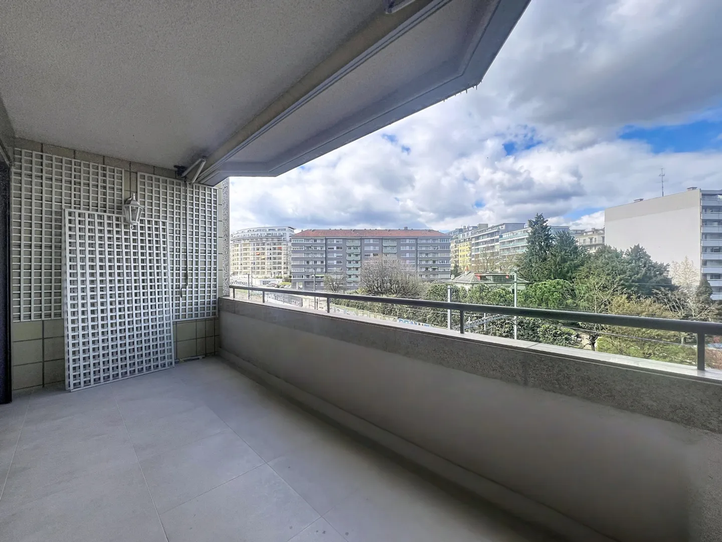 Appartement extraordinaire au Quai du Seujet entièrement rénové - Photo 19 sur 19